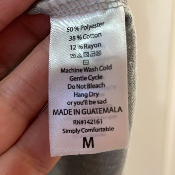 (5/$25) LuLaRoe Gray Heathered Leaf Randy 3/4 baseball top - Picture 4 of 9